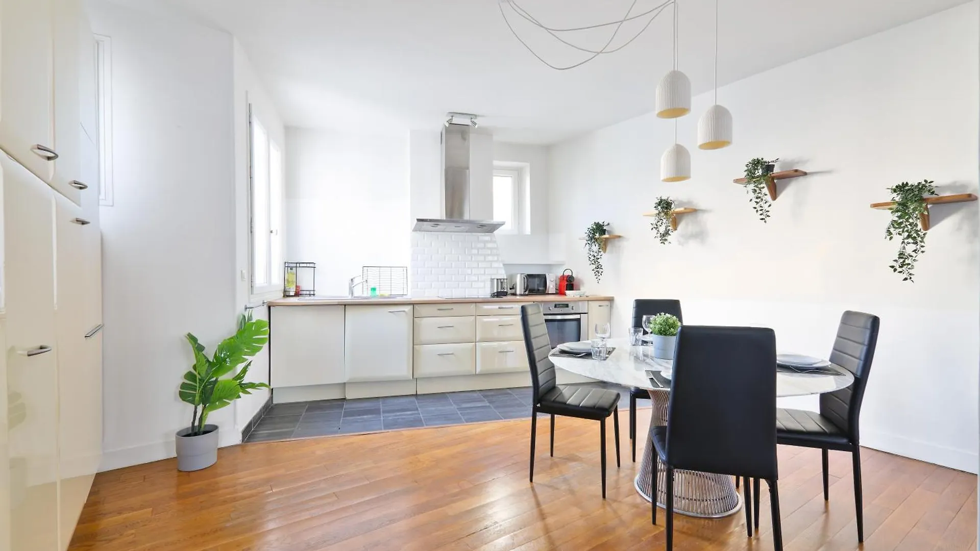 Superb Appartement Quartier Tour Eiffel 8 Free Netflix Paris 0*,  France